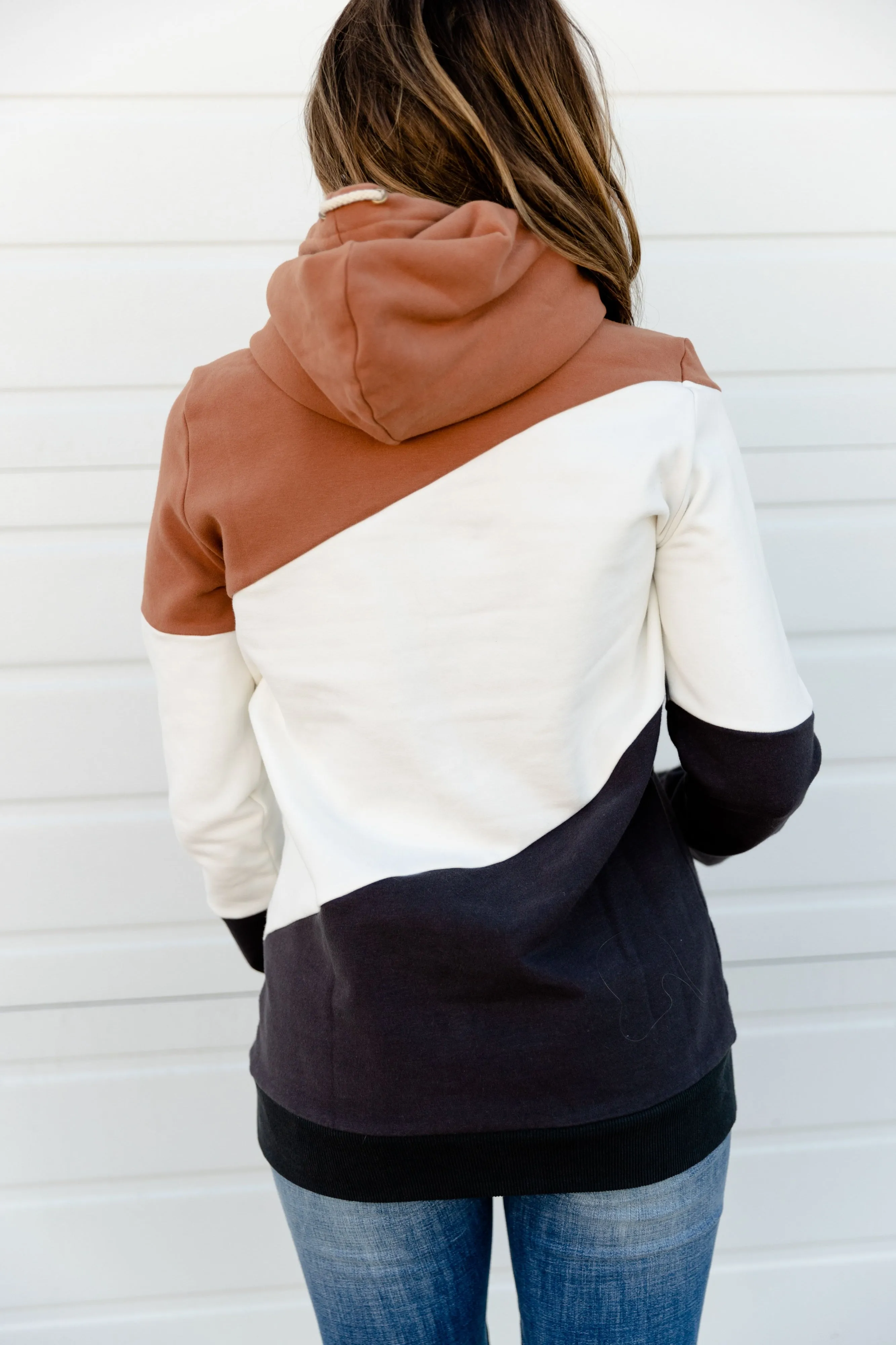 Ampersand Avenue Singlehood Sweatshirt Newport
