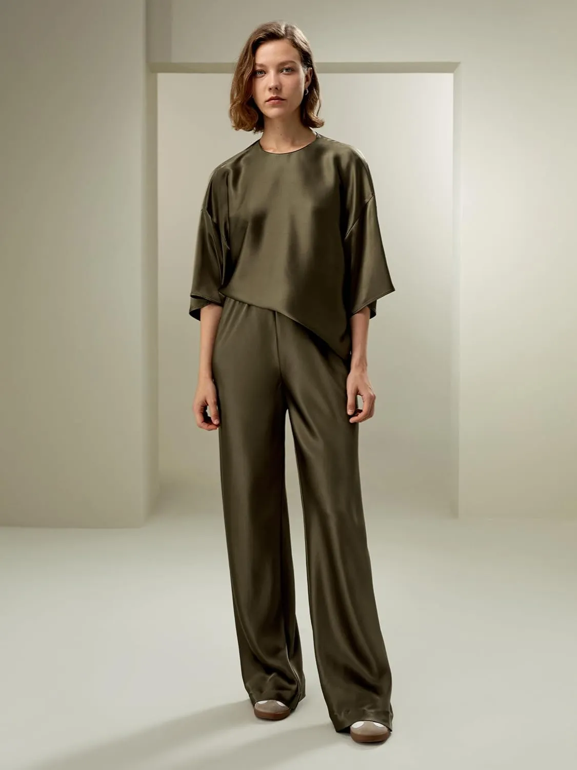 LilySilk Double-Faced Silk Charmeuse Pants for Women Dressy Oversized Wide Leg Full Length Draped Silk Trousers