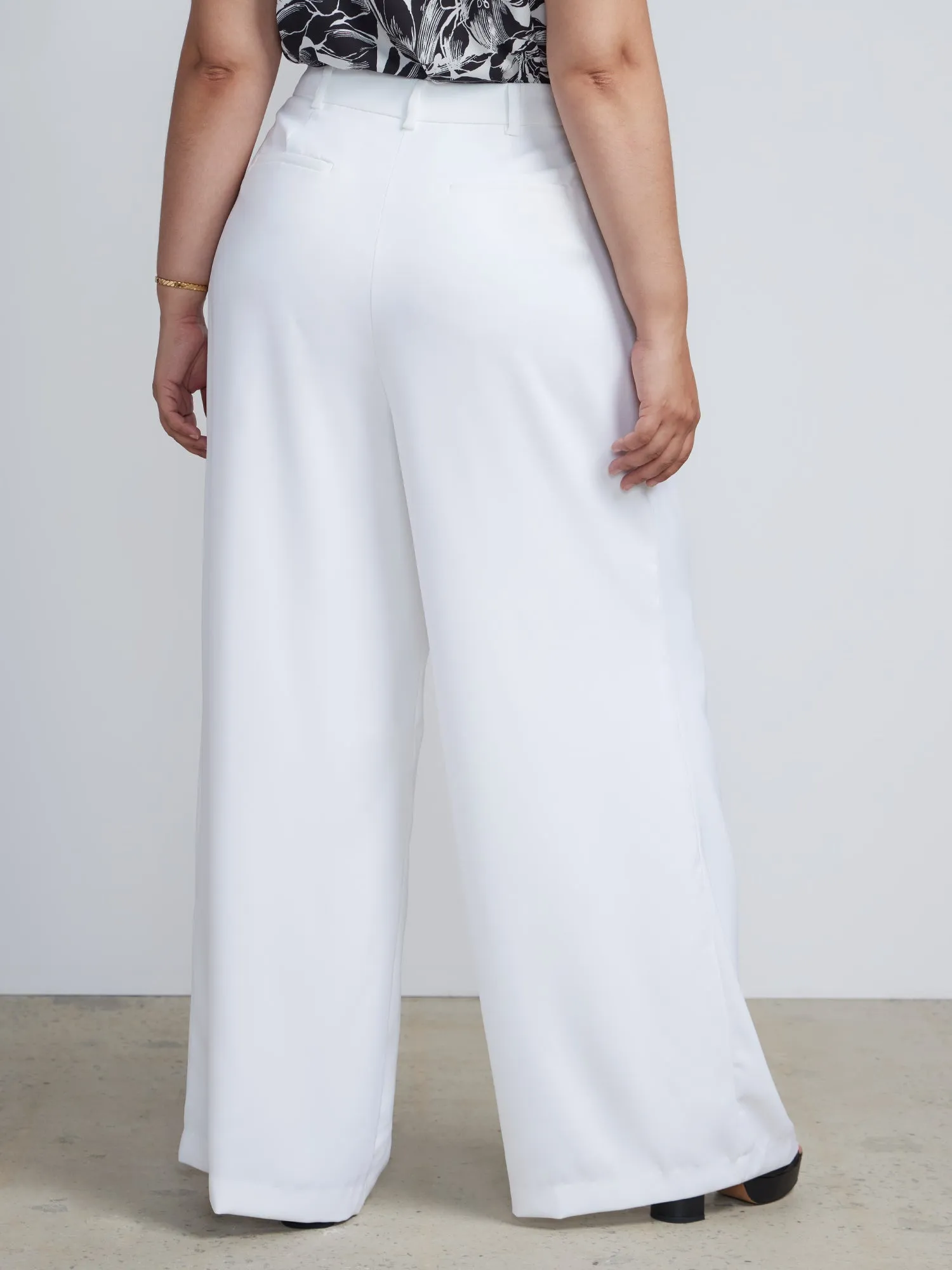 Plus Crepe Wide Leg Pants
