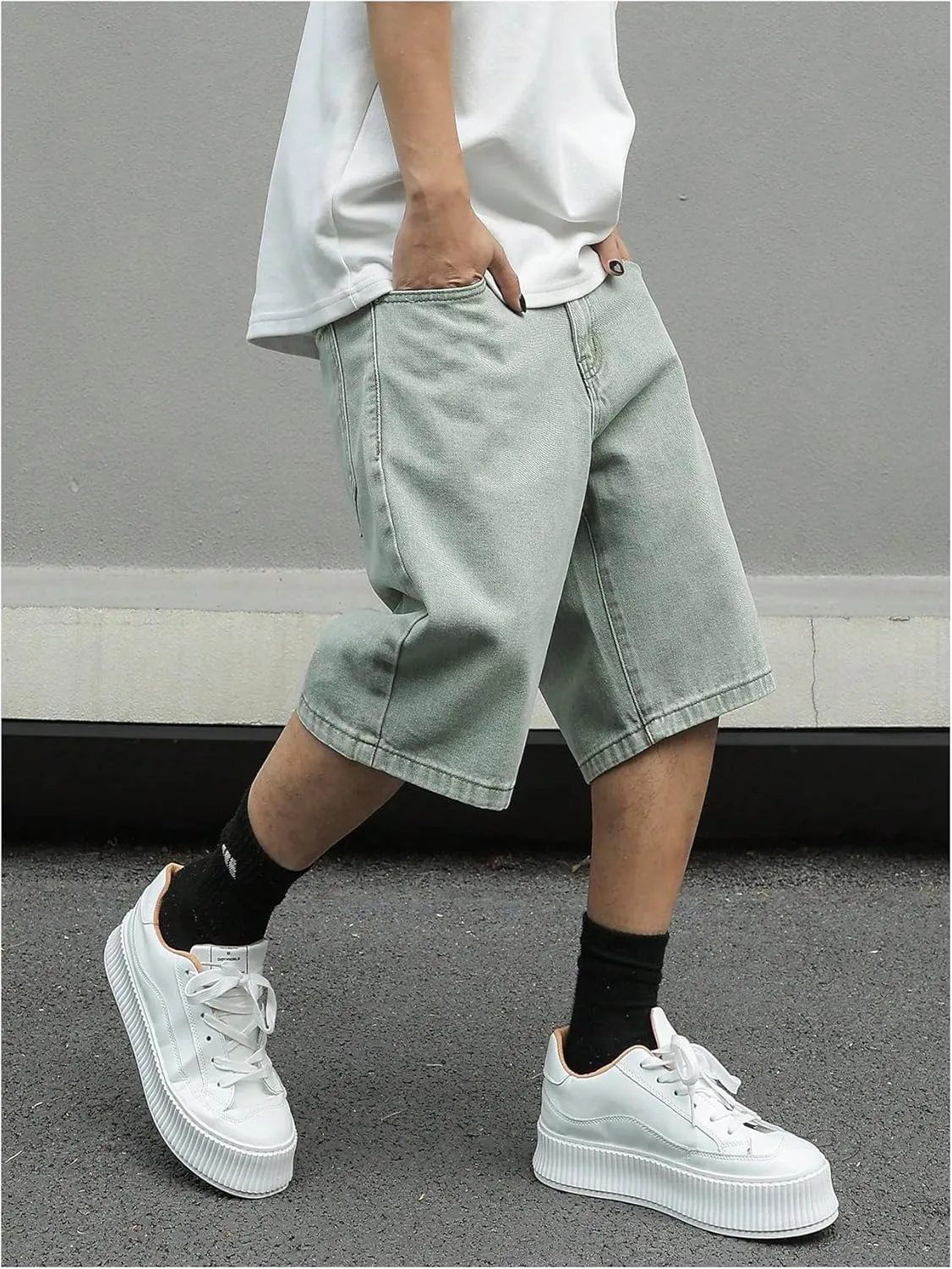 Verdusa Men's Baggy Bermuda Denim Shorts Streetwear Jean Short with Pockets